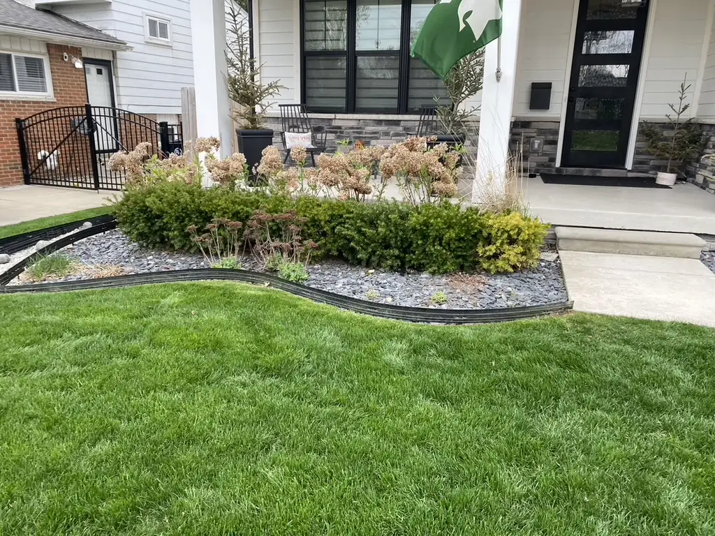 Front yard curb appeal design