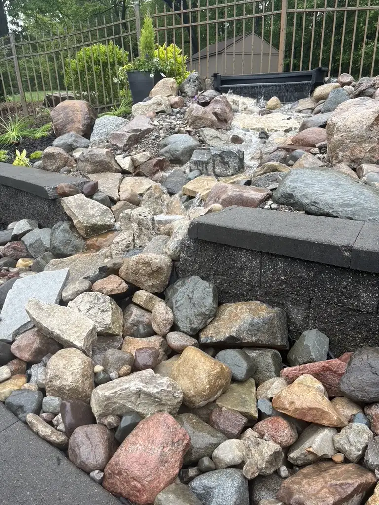 Estate landscaping and water features in Bloomfield Hills, MI